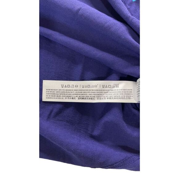 Disneyland Resort Unisex Purple Sparkle Glitter Castle Jersey Pullover Top XS - Picture 14 of 16